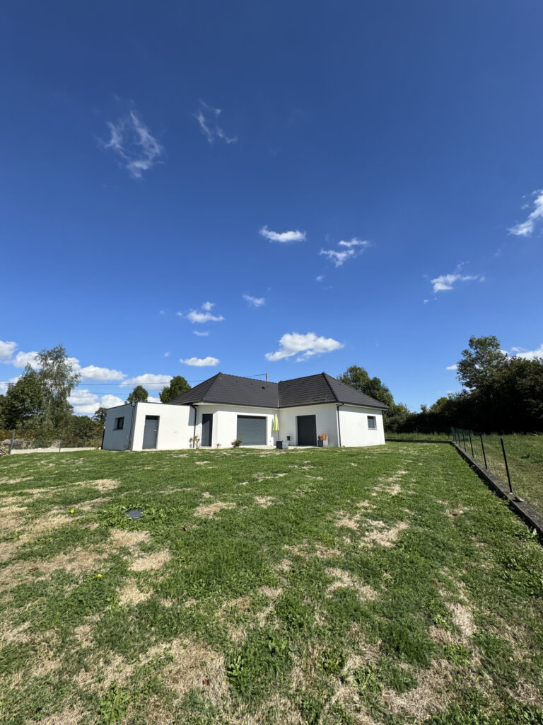 Maison contemporaine de 102 M2, est de Pau, Vue Pyrénées.
