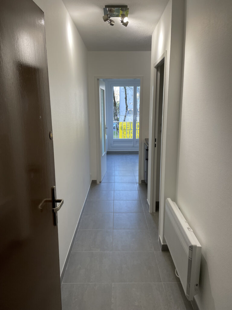 Studio 5 minutes des facs et 2 minutes du Lycée Saint Domini